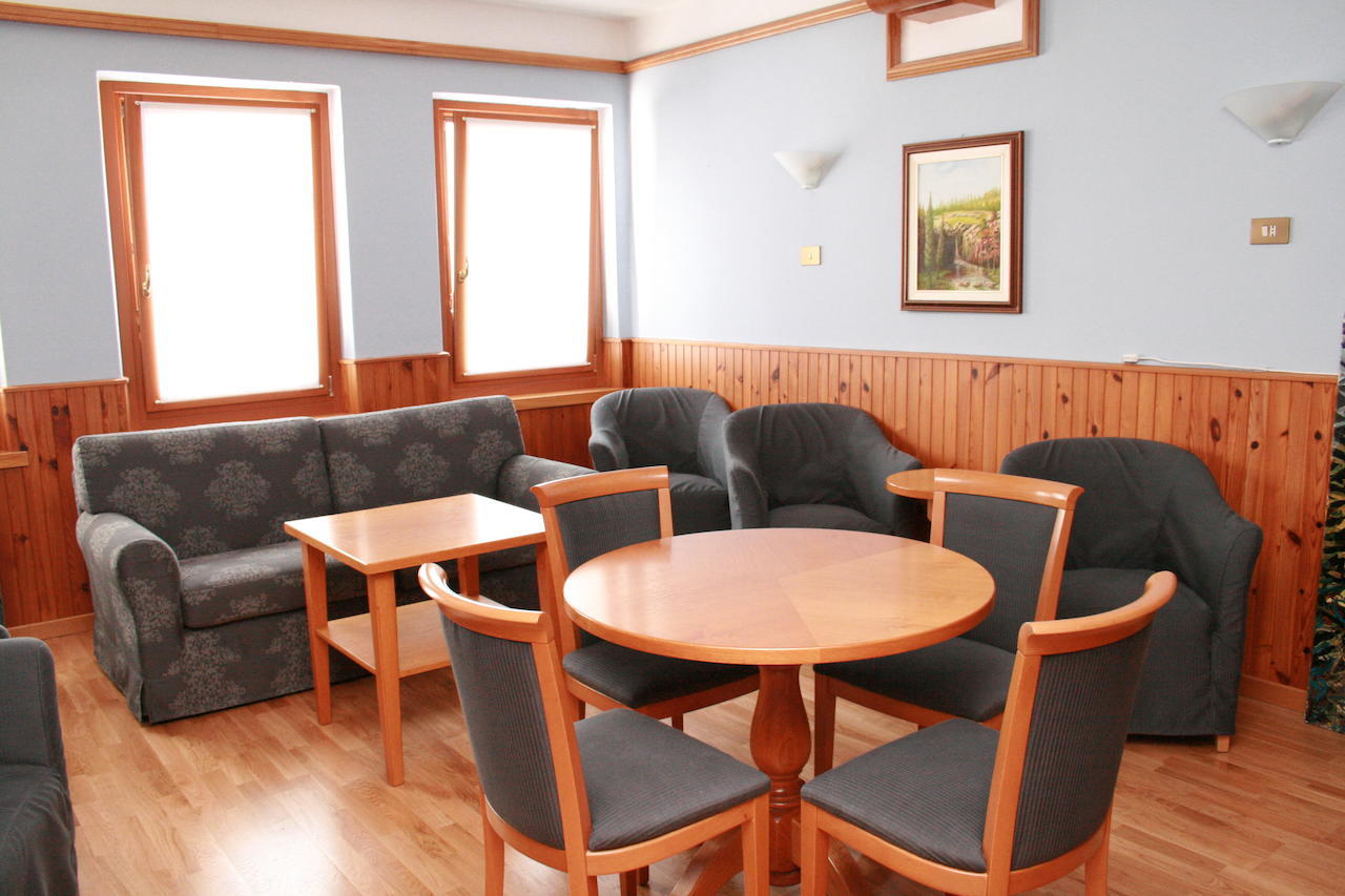Albergo Cristofoli Treppo Carnico 外观 照片